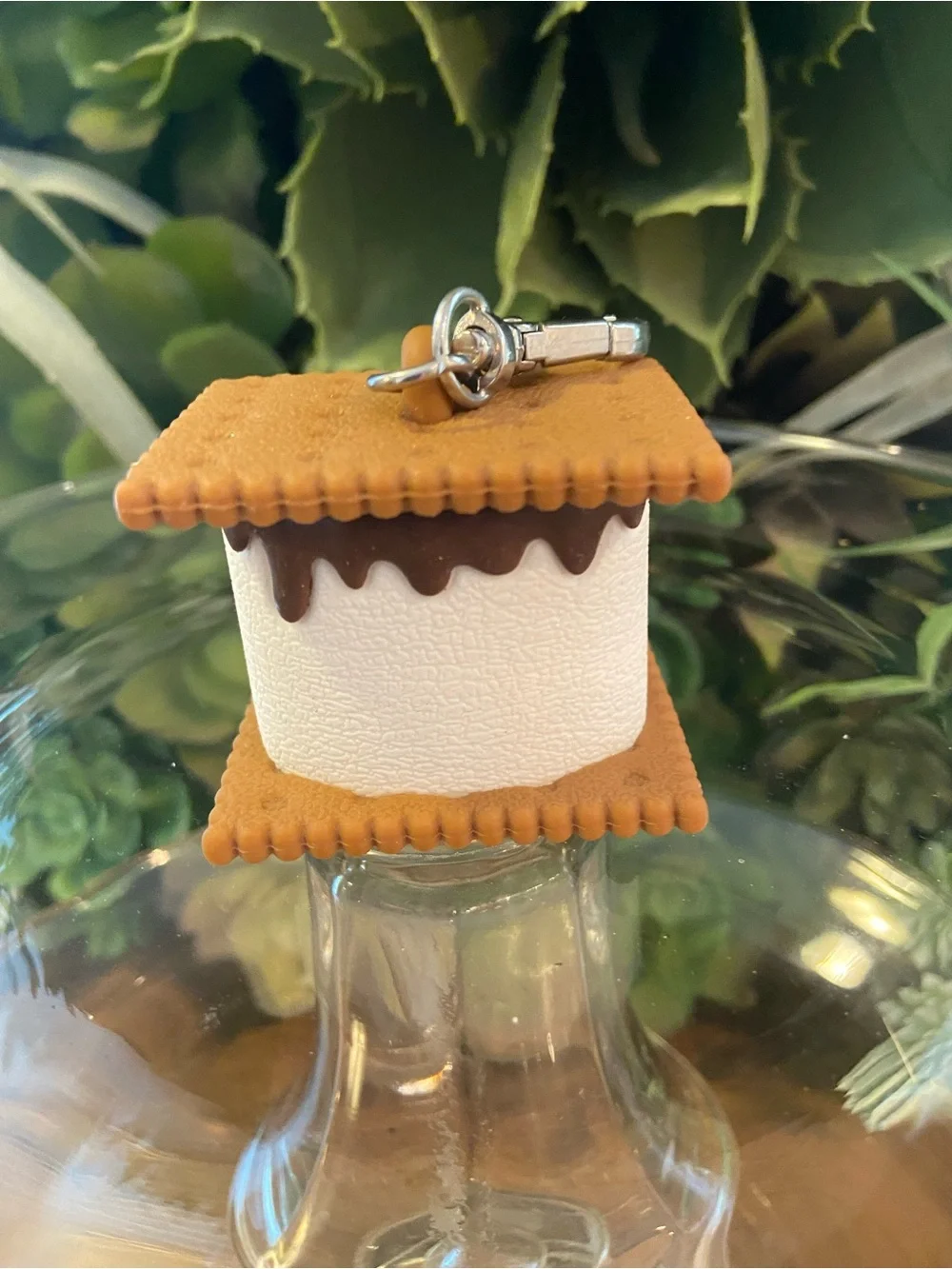 Bath & Body Works- Cute S'mores Keychain Charm and PocketBac -